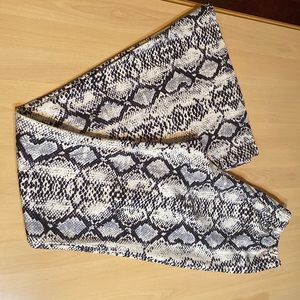 Phython print fashion bell bottom tights